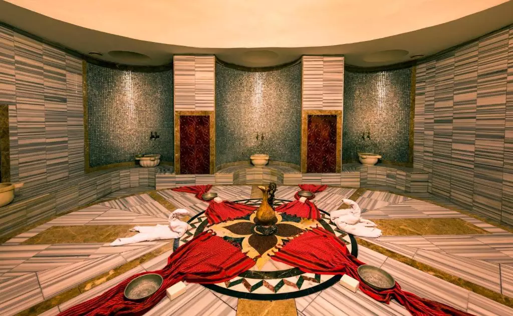 Vuni Palace Hotel and Casino and SPA